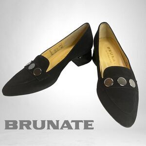 BRUNATE loafer 31891 nero
Women loafers in black nubuck leather w/ a small heel